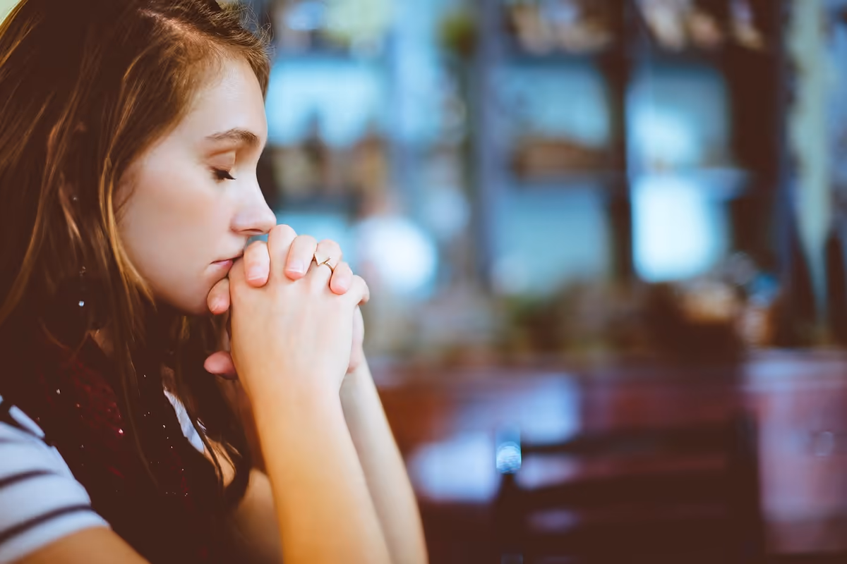 Oração pelo Casamento: Fortalecendo a União em Cristo
